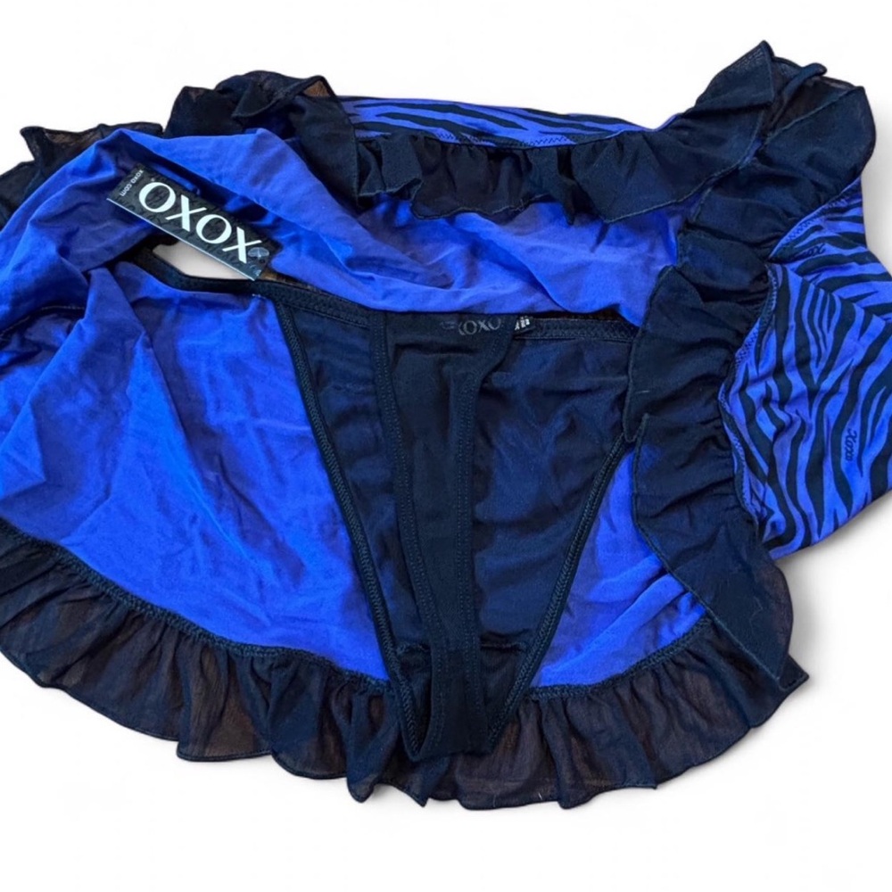 XOXO Women’s 2X Plus Blue & Black TigerStrip Skirted Thong w/ Sexy Black Ruffles - Picture 4 of 9